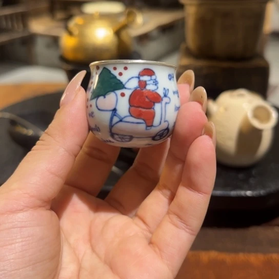 景德镇鱼和熊手工陶艺