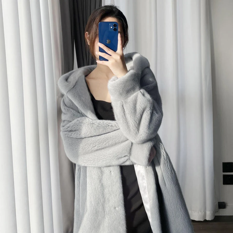 2025新款进口紫金短二天鹅绒貂皮大衣女整貂连帽款水貂毛皮草外套