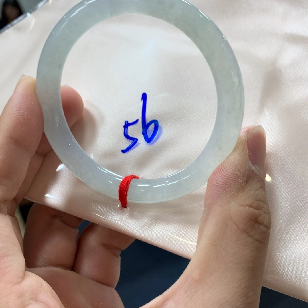 翡翠未镶嵌手镯翡翠