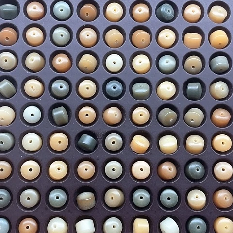 白玉菩提吊坠多宝经纶100