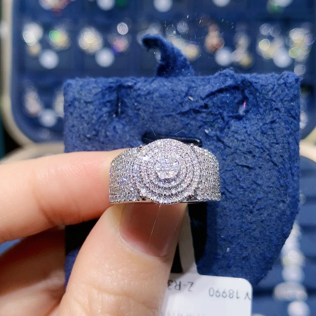 【闪购商品】铂Pt900镶嵌戒托钻石满钻宽戒指