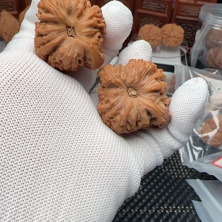 文玩核桃吊坠全品老丑疆40凹底