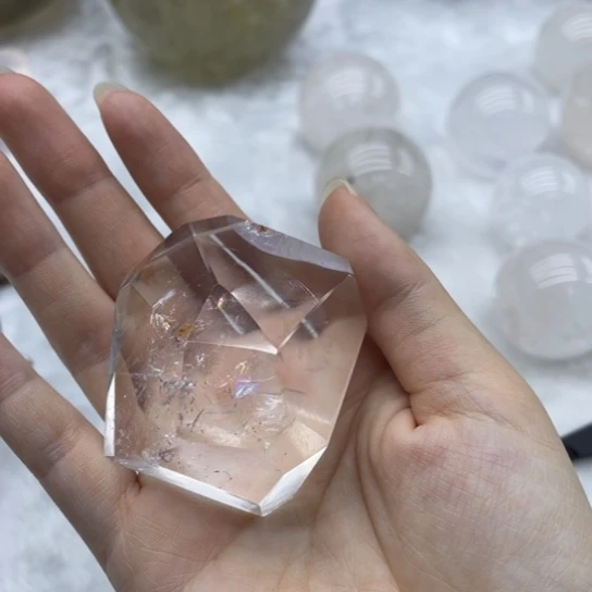 未镶嵌珠宝半成品水晶