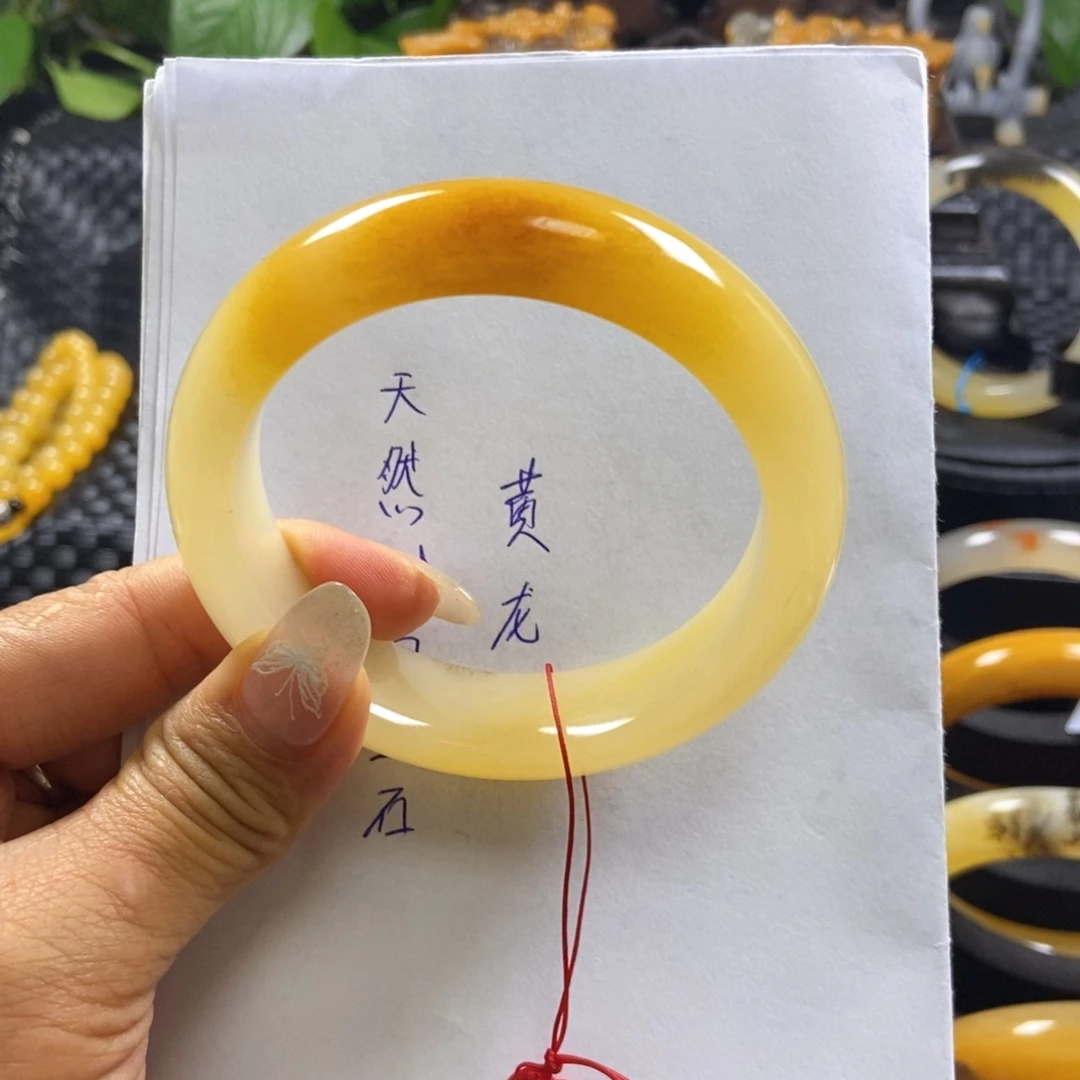 石英质玉手镯未镶嵌阳阳