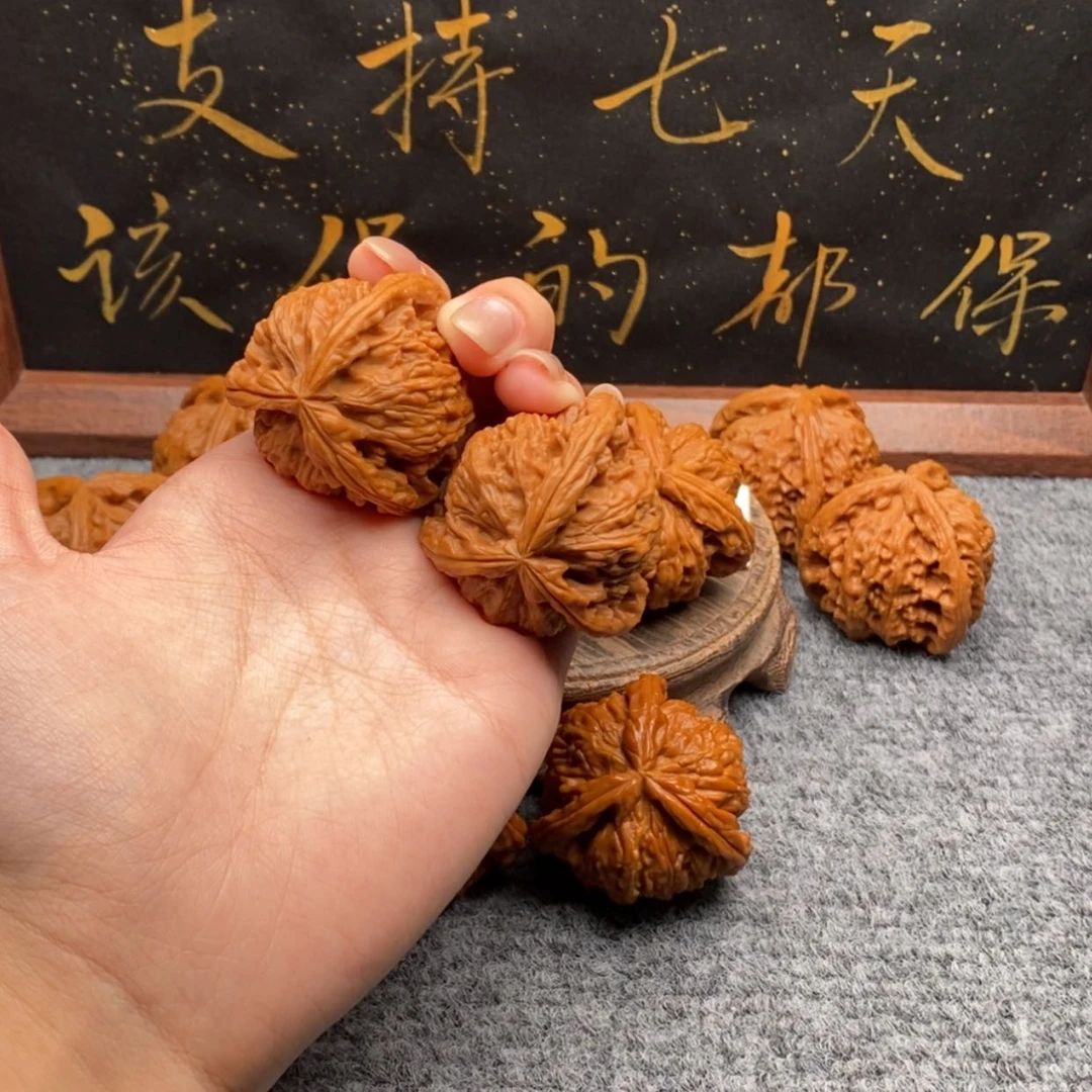 【闪购商品】吊坠文玩核桃华*?