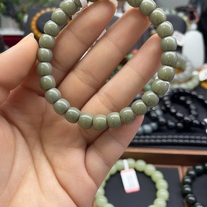 和田玉未镶嵌手串