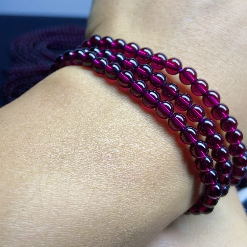 【闪购商品】石榴石（紫牙乌）手链未镶嵌5.3毫米