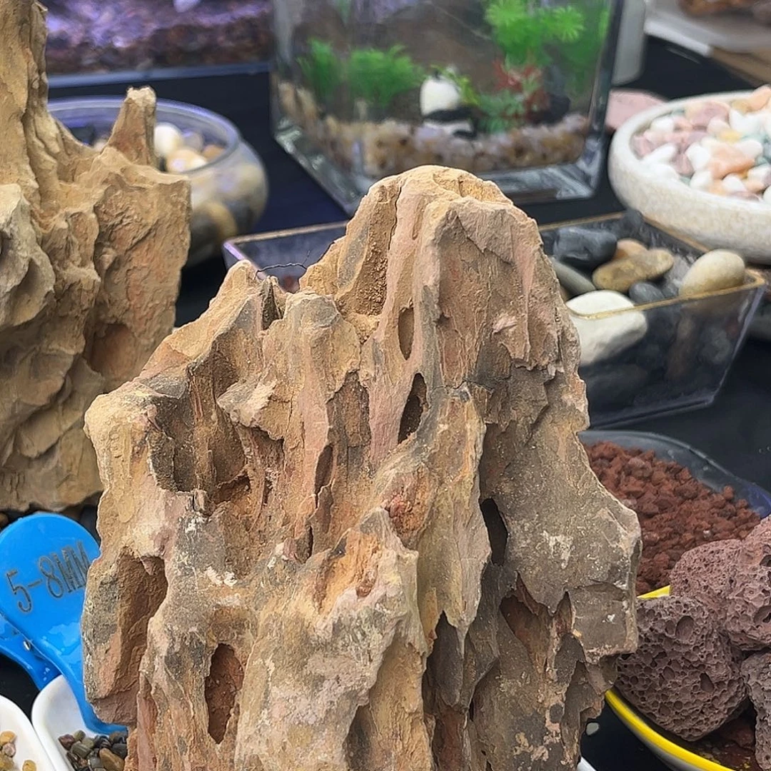 纯天然的松皮石装饰3号