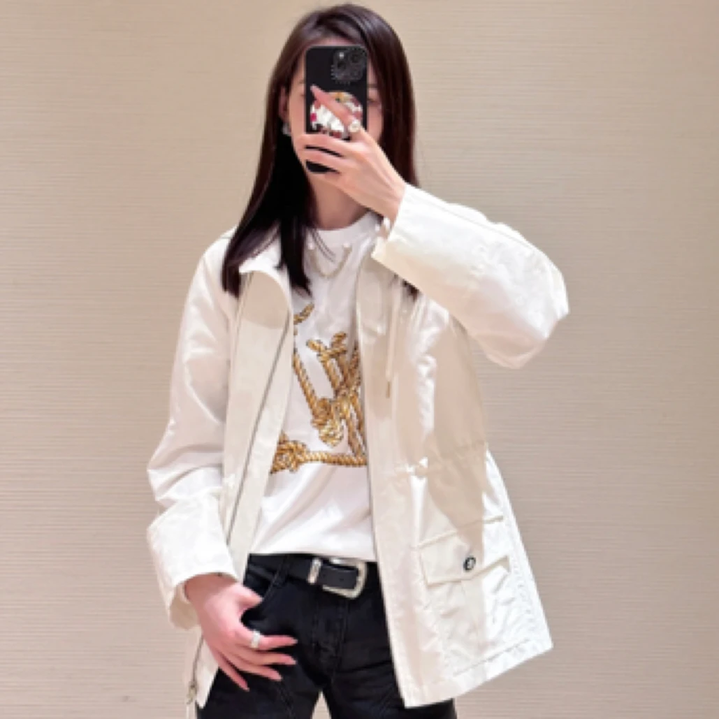 99新 LouisVuitton/路易威登 24款满印冲锋衣外套 42码 GM001629