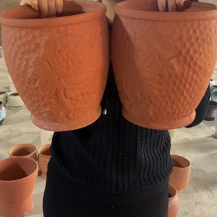 微瑕高度22厘米口径19厘米