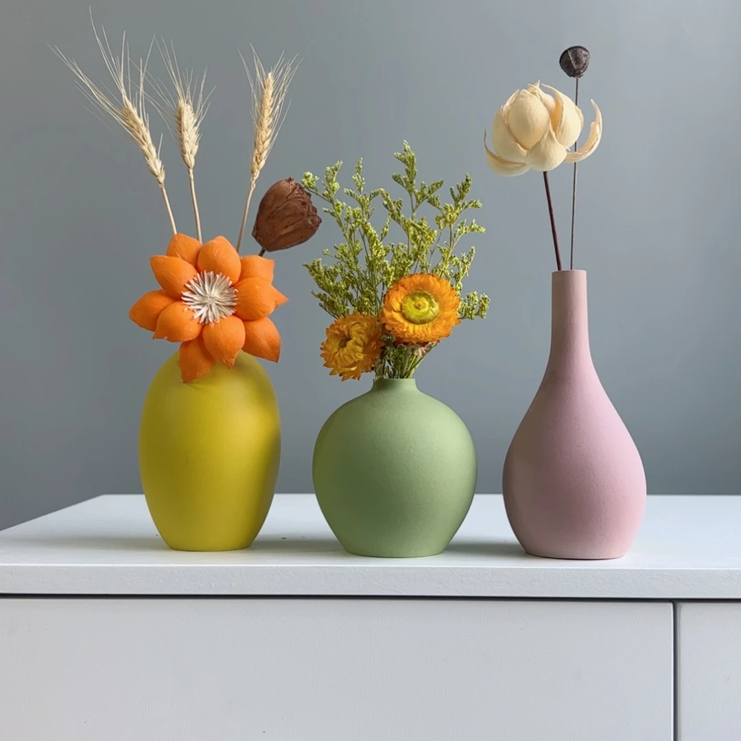 摆件陶瓷小花瓶摆件含花总高约20-30cm