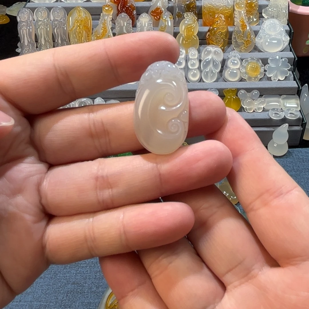 玛瑙/玉髓未镶嵌颈饰