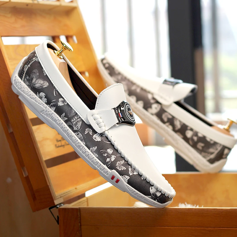 白色豆豆鞋男2025年新款软底开车男鞋潮牌一脚蹬懒人男士休闲皮鞋