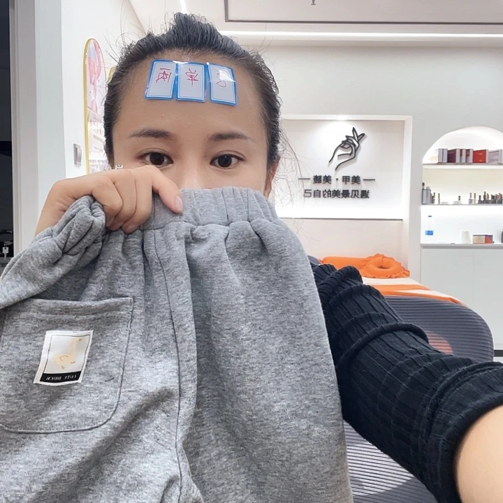 妈妈爱爱童装嘎嘎