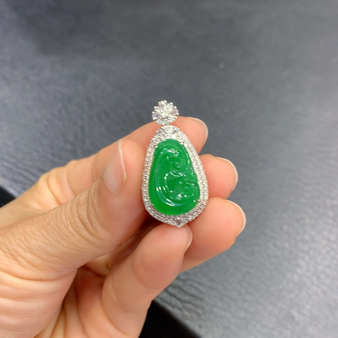 翡翠18K金镶嵌吊坠(不含链)