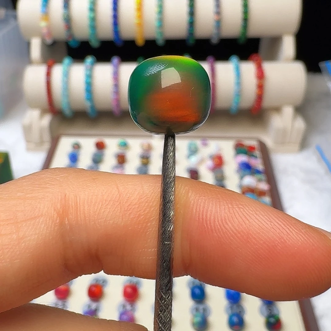 树脂制品人造欧泊卡12老型金丝绿单颗