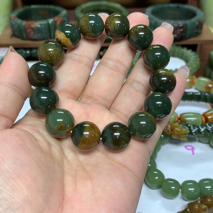 和田玉未镶嵌珠宝奇石