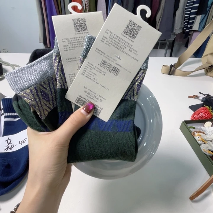 瓷片68。。。。。。。。。。。。。