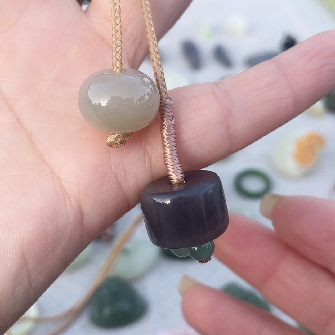 和田玉未镶嵌项链