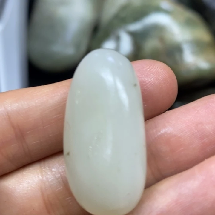 未镶嵌和田玉（糖玉）挂件