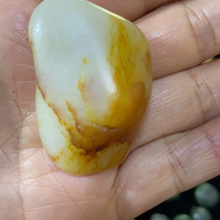 和田玉（糖玉）未镶嵌挂件