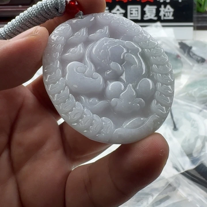 翡翠未镶嵌颈饰天然缅甸A货翡翠