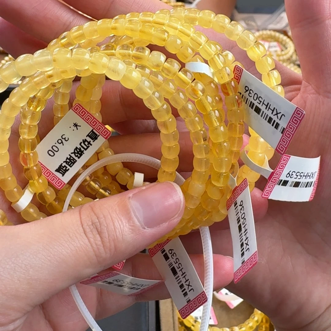 琥珀未镶嵌裸石多样性发其一