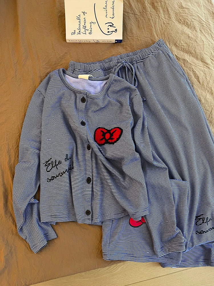 韩版甜美蝴蝶结撞色条纹睡衣女秋冬德绒长袖长裤家居服套装可外穿