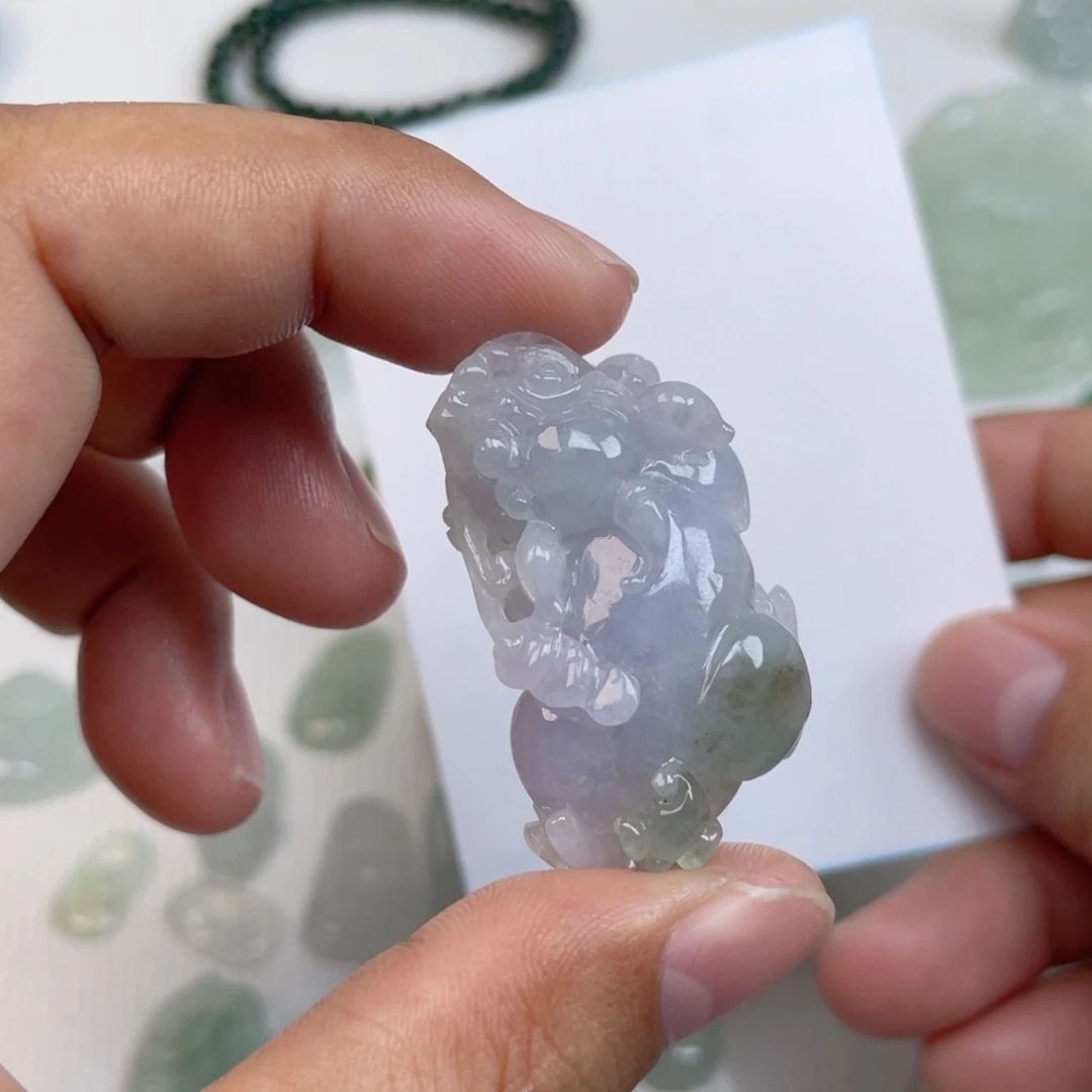 颈饰未镶嵌翡翠貔貅