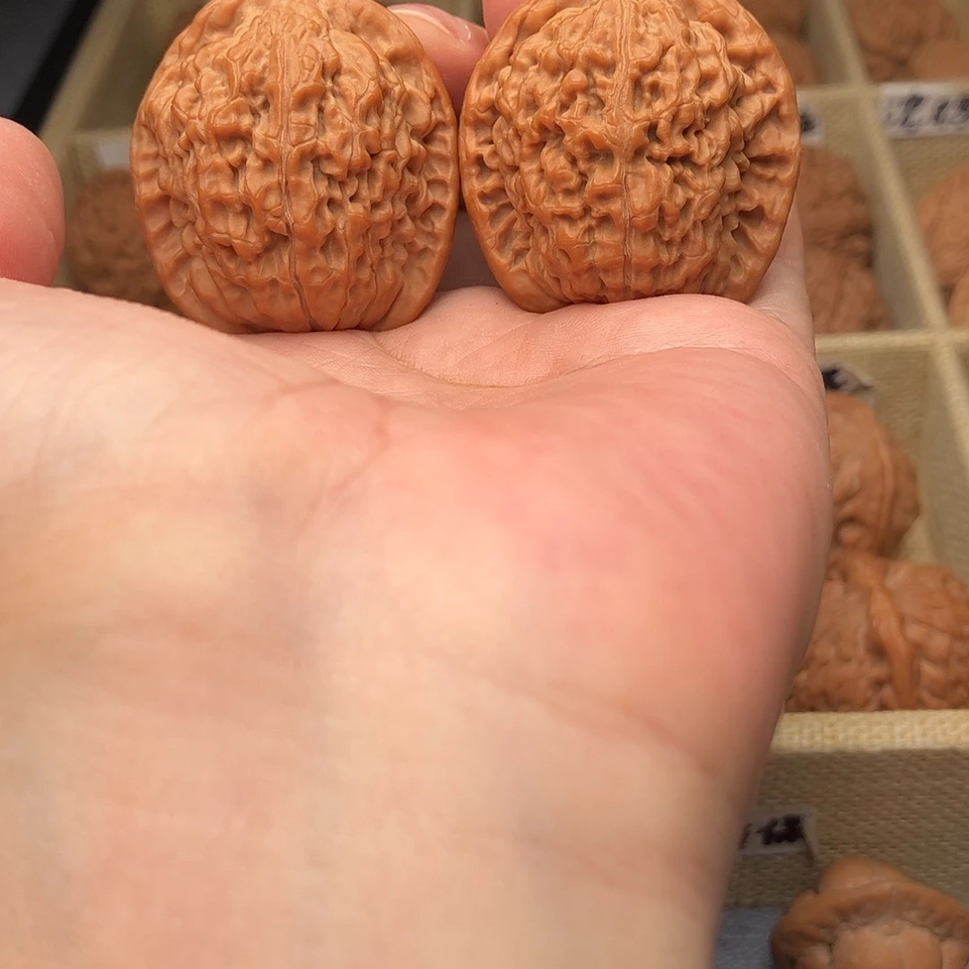 B***m把件文玩核桃莲花