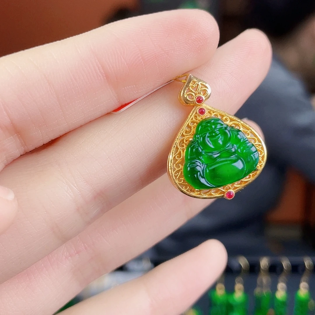 翡翠18K金镶嵌耳饰