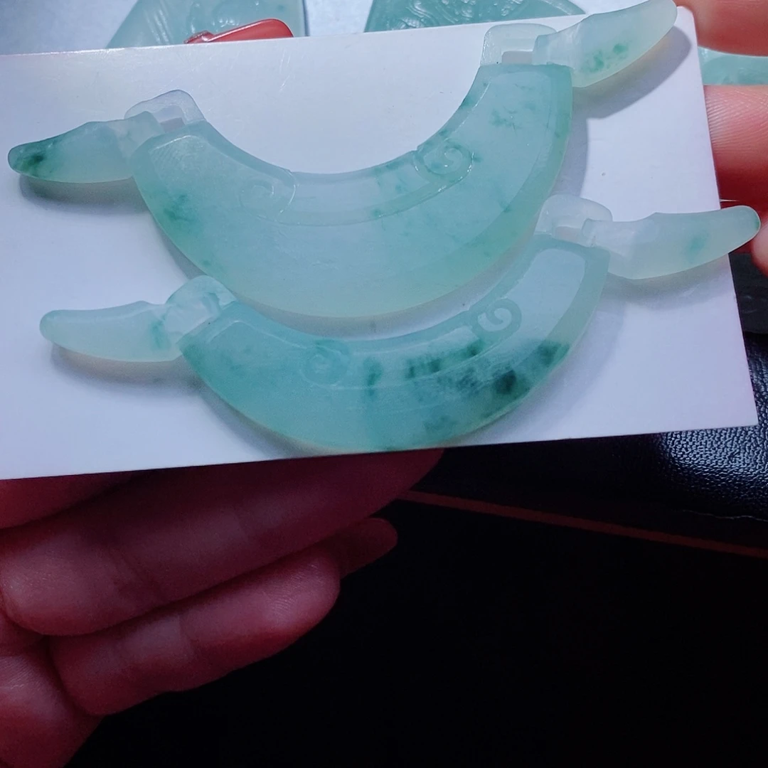 明***活未镶嵌定制翡翠翡翠