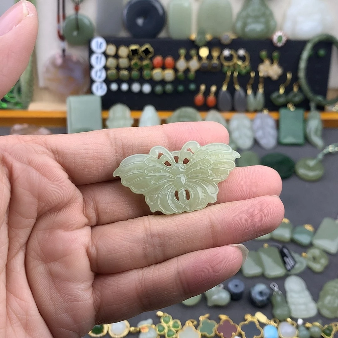 和田玉未镶嵌吊坠(不含链)
