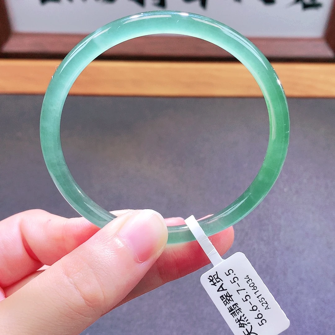 翡翠未镶嵌手镯天然翡翠