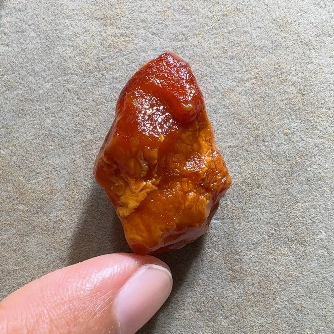 未镶嵌定制琥珀定制