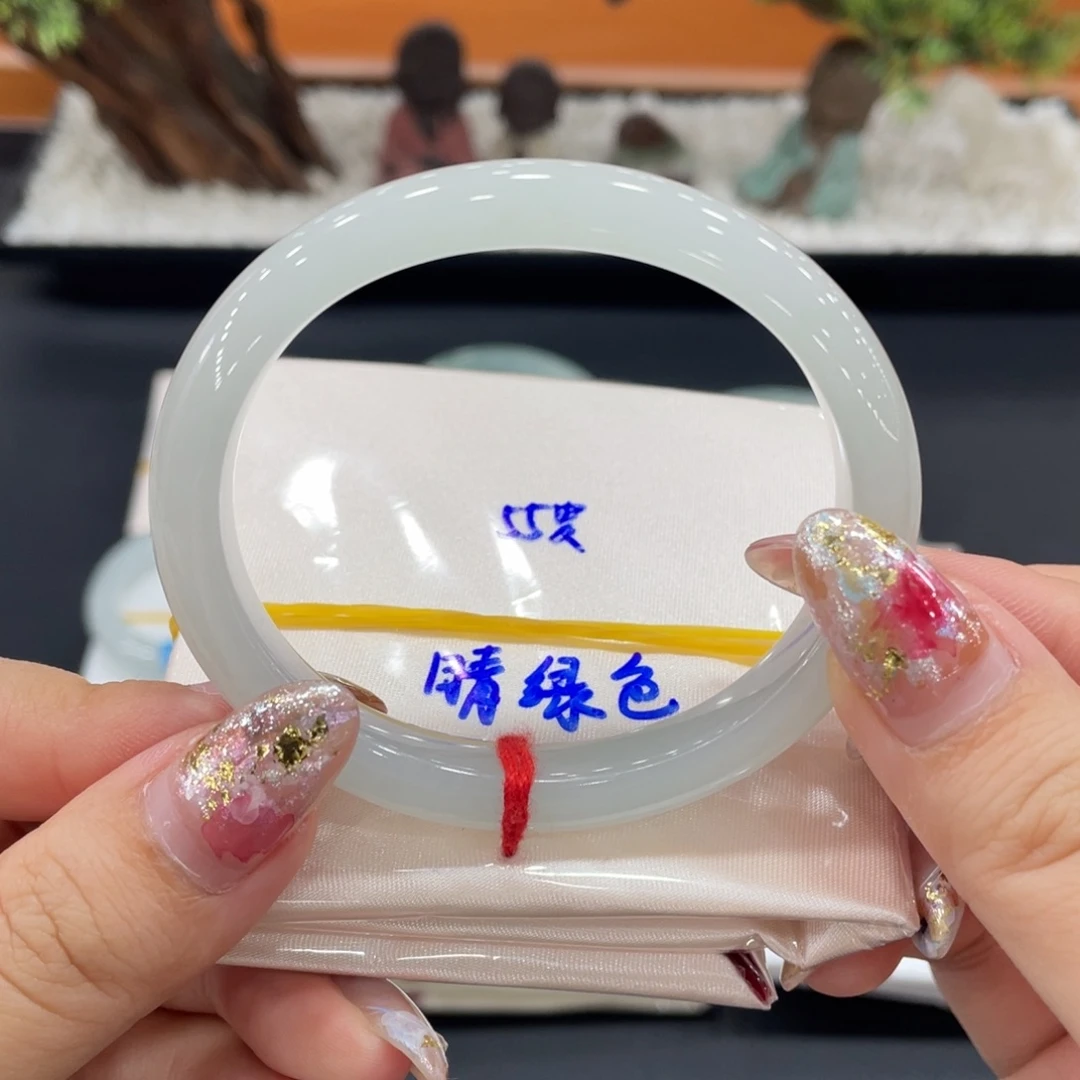 未镶嵌手镯翡翠缅甸天然翡翠手镯