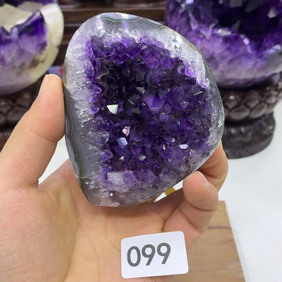 未镶嵌大型摆件（非配饰）水晶