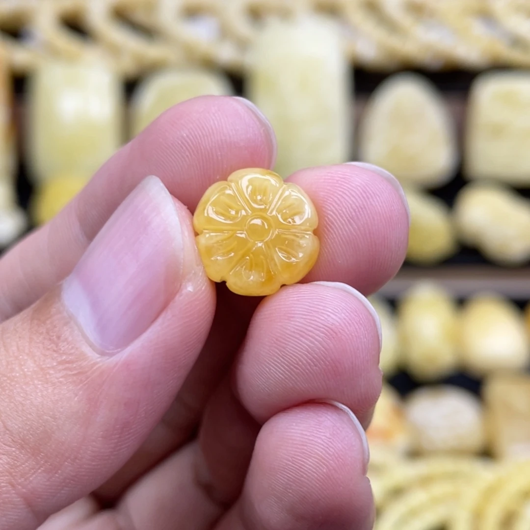 琥珀未镶嵌裸石琥珀蜜蜡