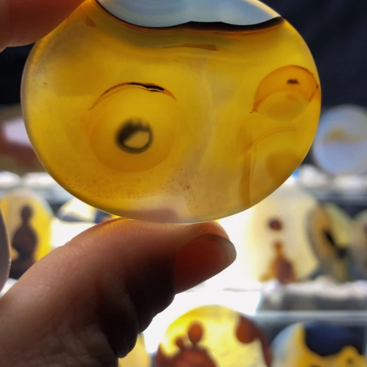 合金玛瑙/玉髓珠宝奇石37