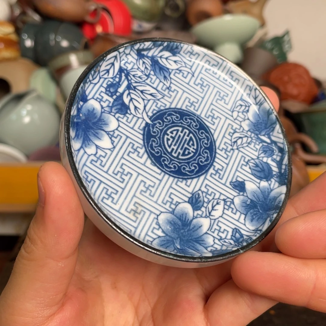 瓷片我不在这里吃饭放东西你来了不去