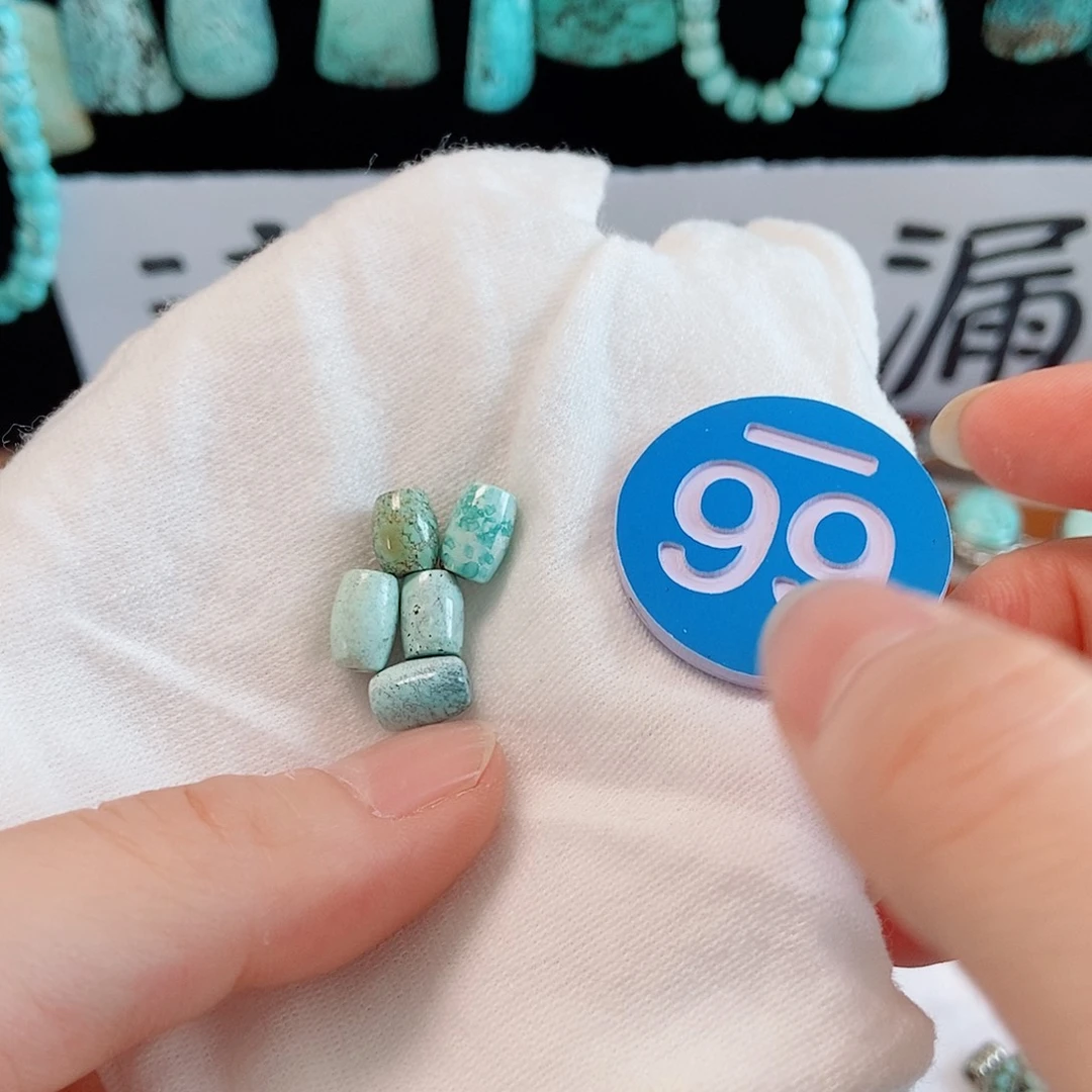 未镶嵌南红玛瑙珠宝奇石