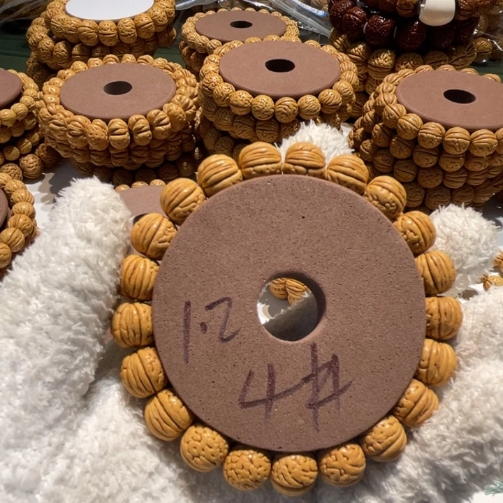 眼***。手串桃核4文玩桃核手串直播