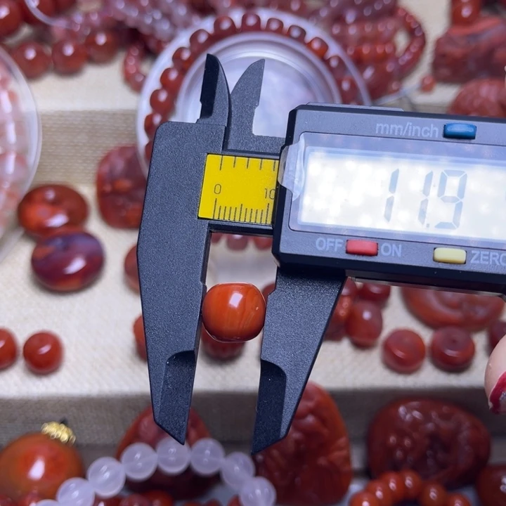 南红玛瑙未镶嵌手链老型