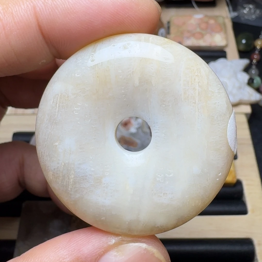 未镶嵌纯天然色有机玉石保真色硅化玉无珠无绳一件包邮
