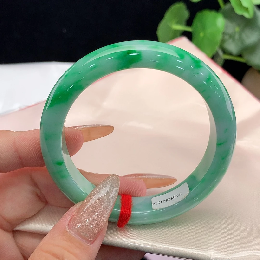 翡翠未镶嵌手镯正54.5