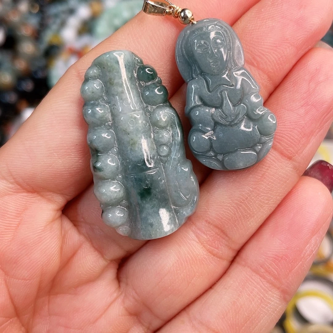 翡翠颈饰未镶嵌翡翠