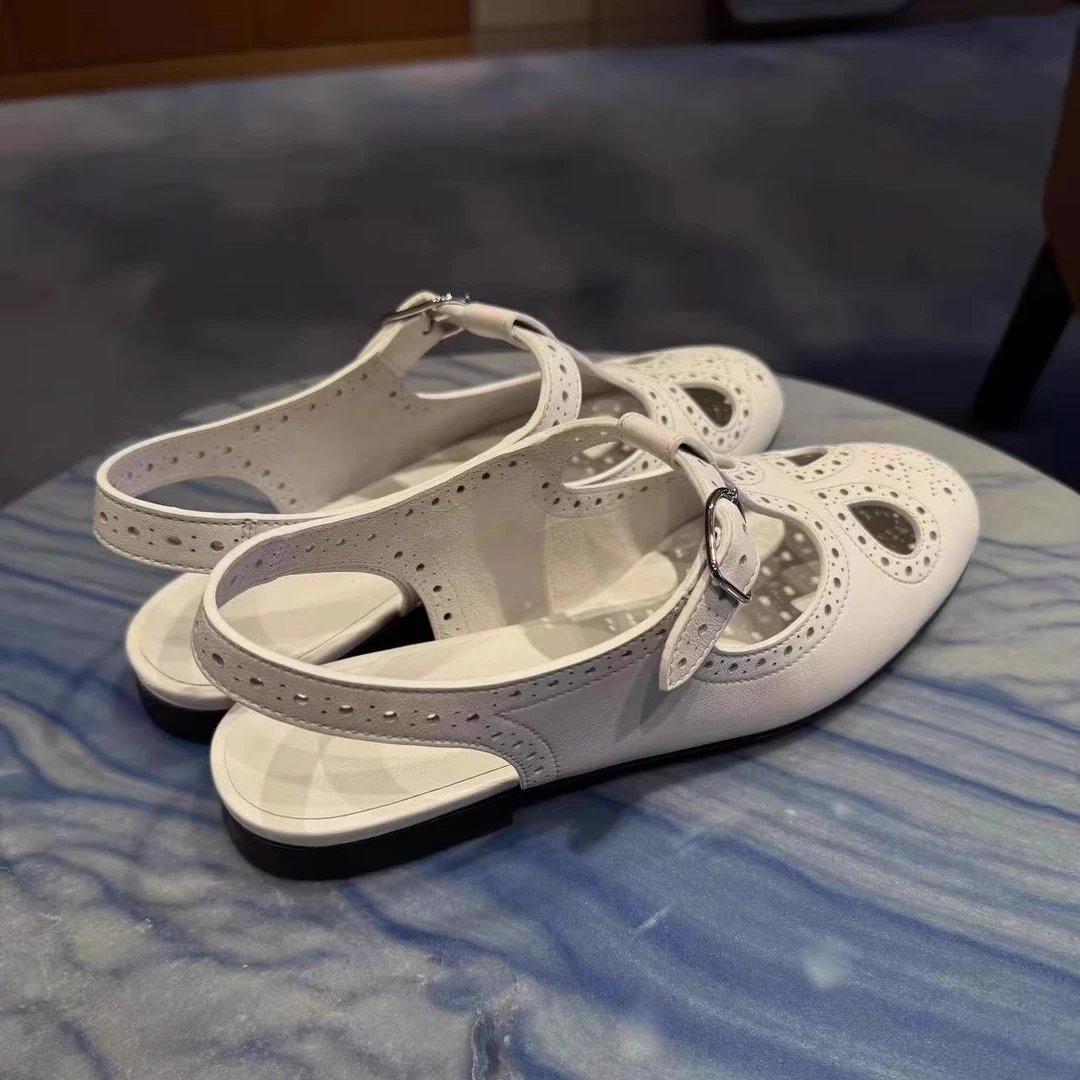 羊皮版~法式气质镂空布洛克雕花低跟平底后空单鞋时尚包头凉鞋女