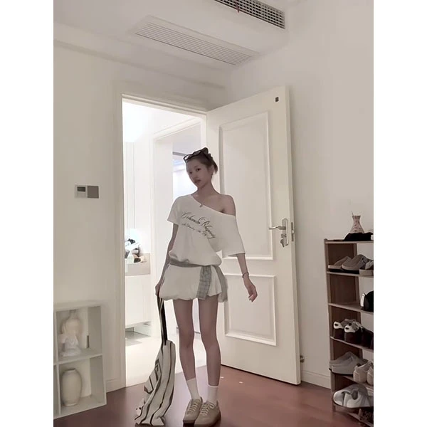 一字领斜肩芭蕾风短袖连衣裙女显瘦拼接花苞裙长裙子纯欲风连衣裙