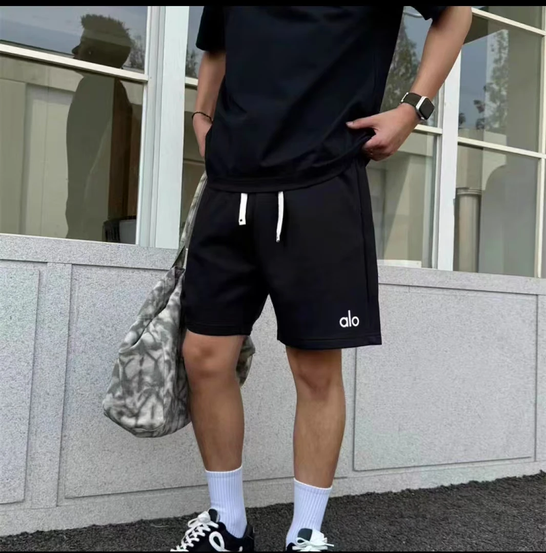 2025潮流男女同款潮流时尚---刺绣华夫格短裤