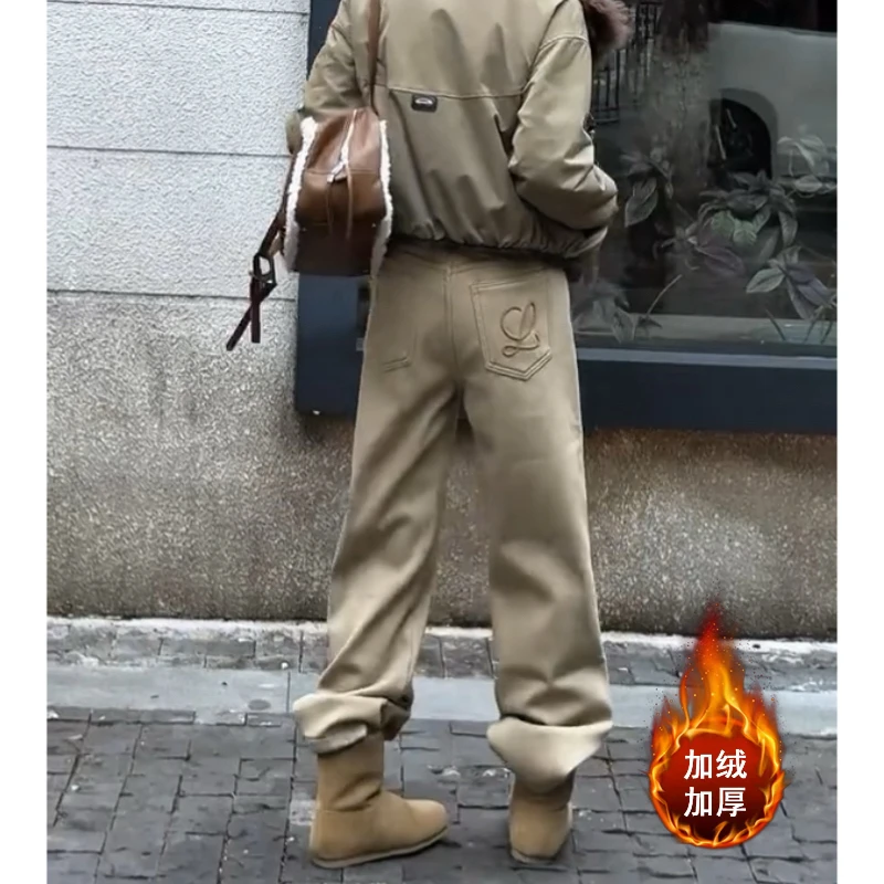 Aimeerosa/艾洛莎2025冬季加绒工装风牛仔裤女宽松显瘦直筒阔腿裤